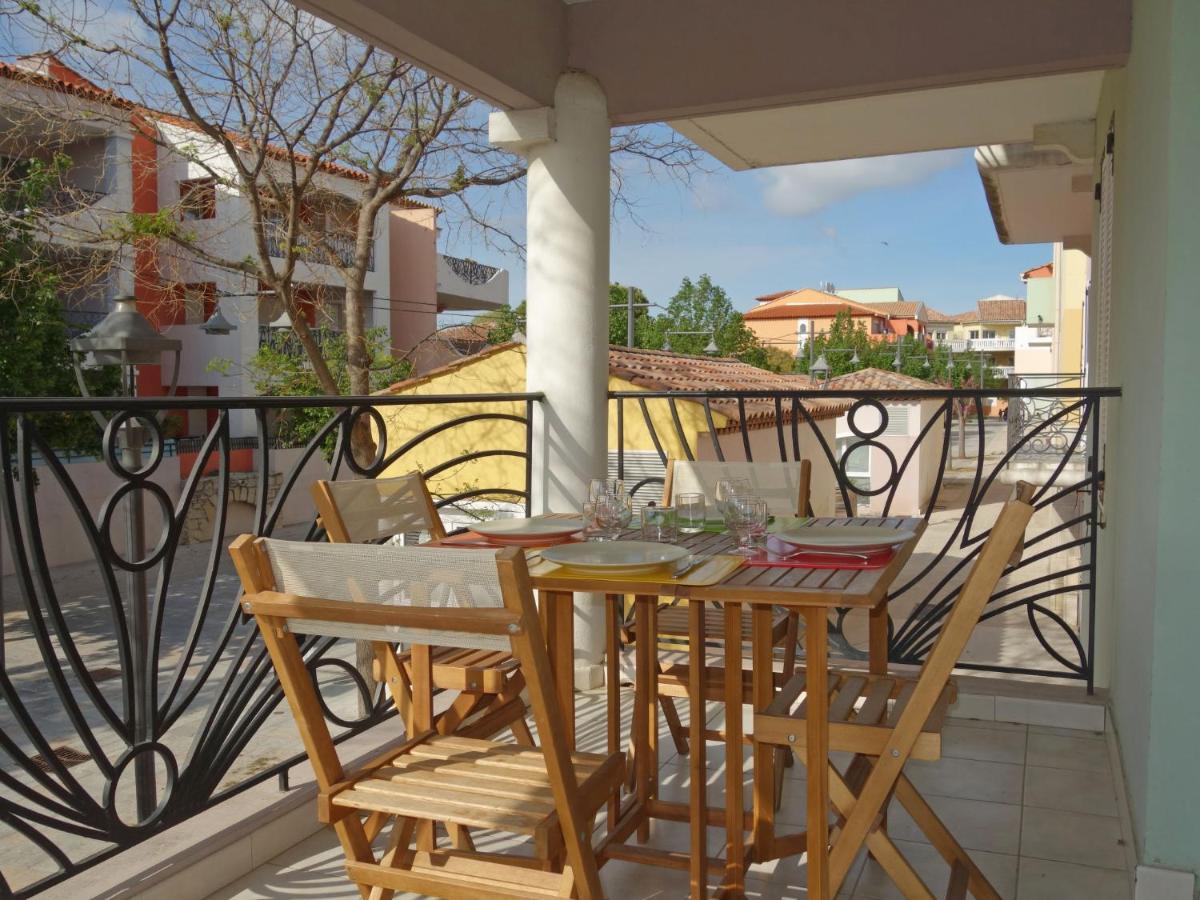 Apartment Le Madrilene By Interhome Saint-Cyr-sur-Mer Exterior photo