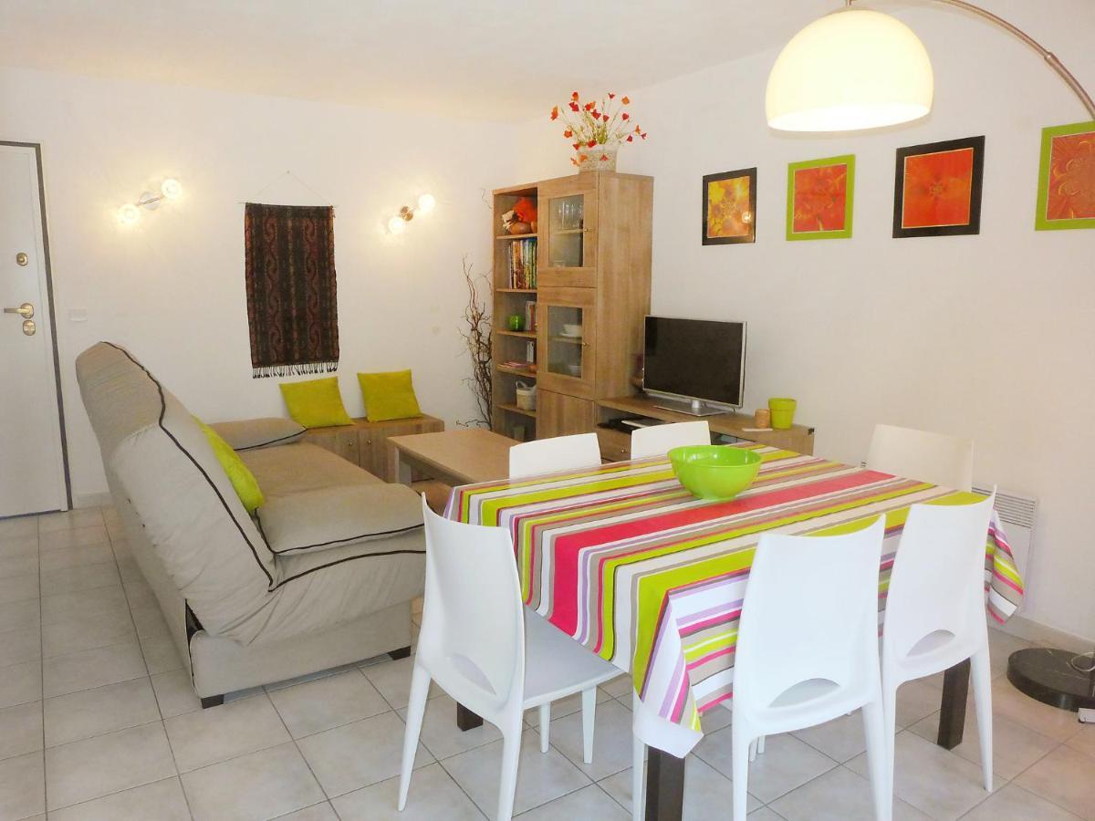 Apartment Le Madrilene By Interhome Saint-Cyr-sur-Mer Exterior photo